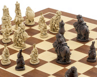 Piezas de ajedrez Berkeley Chess 'Alice in Wonderland' Russet