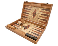 Juego de Backgammon de lujo en madera de olivo burl de Manopoulos con cubiletes de backgammon de madera de lujo
