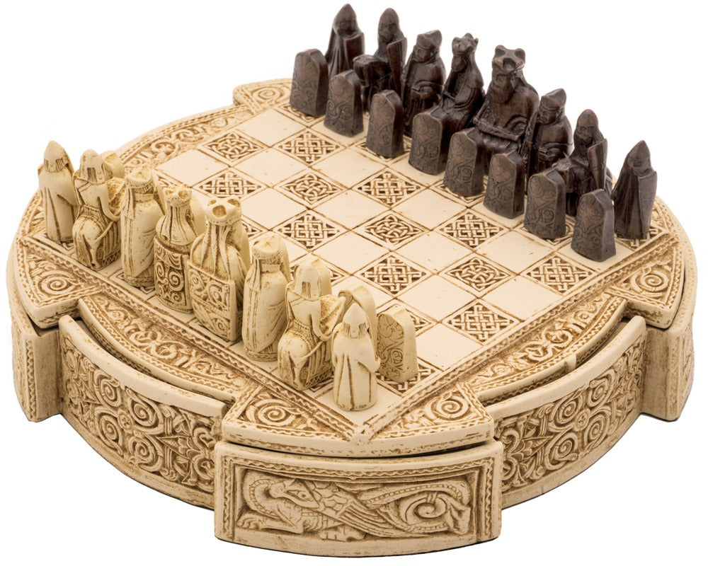 Juego de ajedrez celta Isla de Lewis compacto 22,9 cm en color marfil