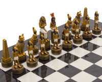 Juego de ajedrez de lujo con temática del Antiguo Egipto, pintado a mano y con acabado en carbón por Italfama