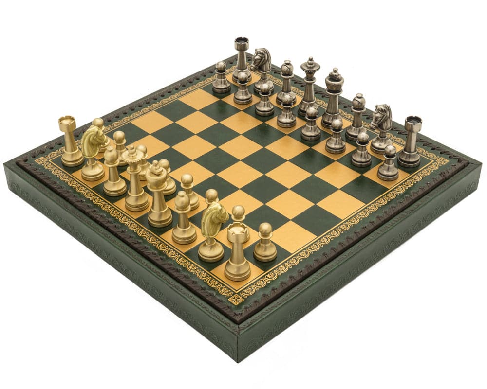 Juego de ajedrez italiano Turín Verde que incorpora tablero de backgammon, dados y damas