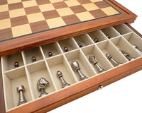 Juego de ajedrez Finnesburgh en metal y caoba de lujo