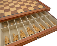 Juego de ajedrez de lujo Regency Chess Isla de Lewis con armario con marco de caoba
